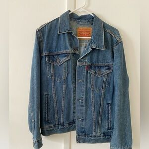 Levi’s denim jacket